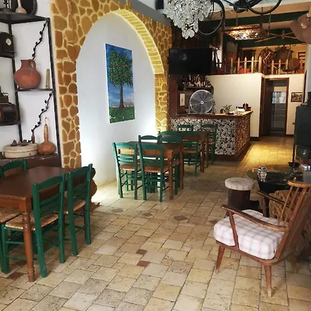 Kipros Konukevi