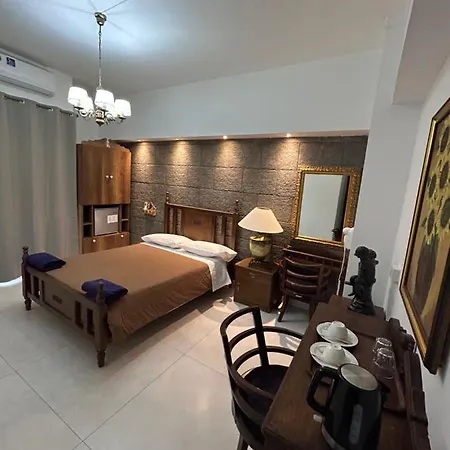 Πανσιόν Kipros Λευκωσία