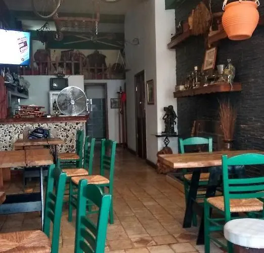 كيبروس أكوموديشين بيت ضيافة