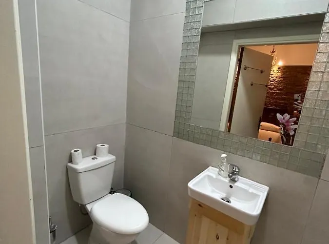 بيت ضيافة كيبروس أكوموديشين